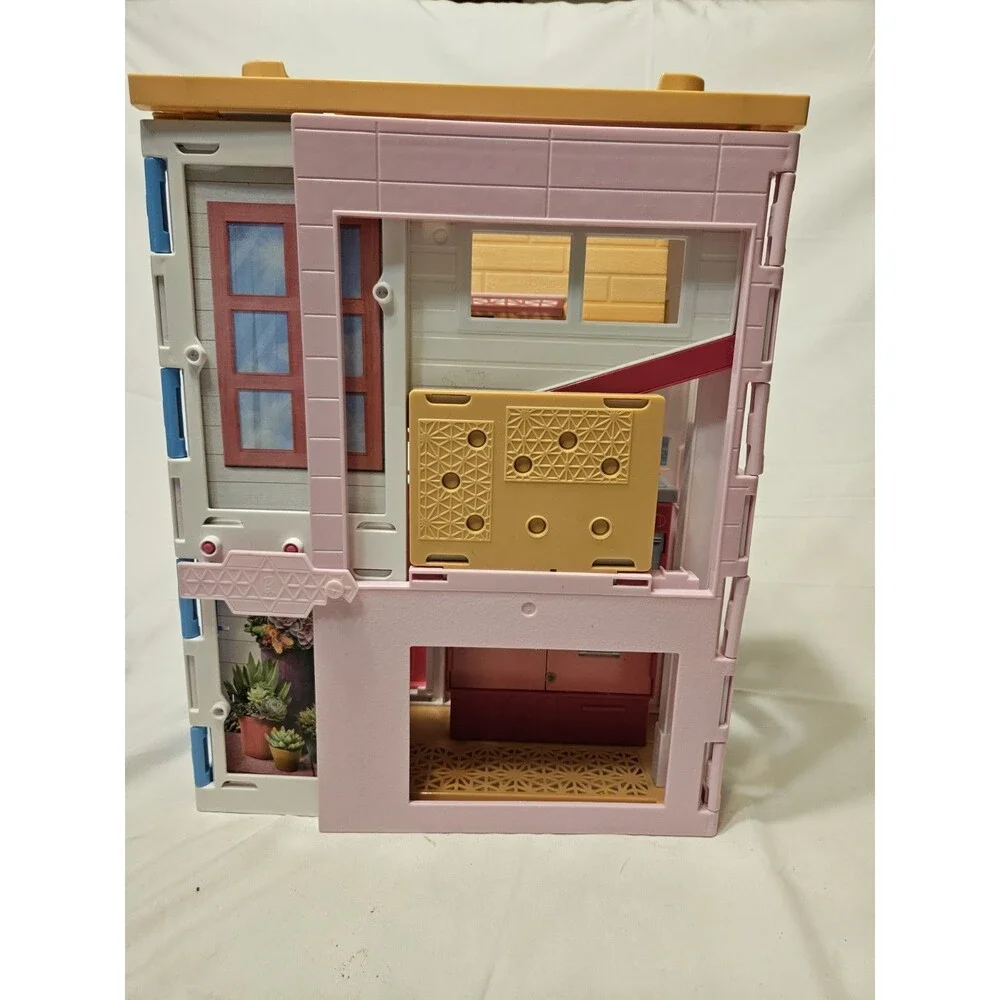 Mattel Barbie 2 Story Folding Dream House 2016 Kitchen Bathroom Living Room